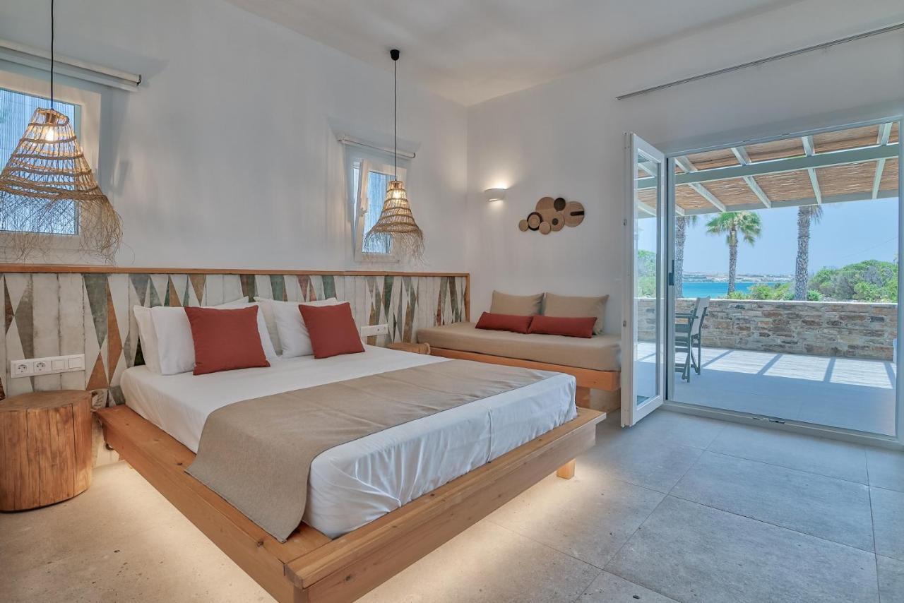 Marinatou Suites Antiparos Città Esterno foto