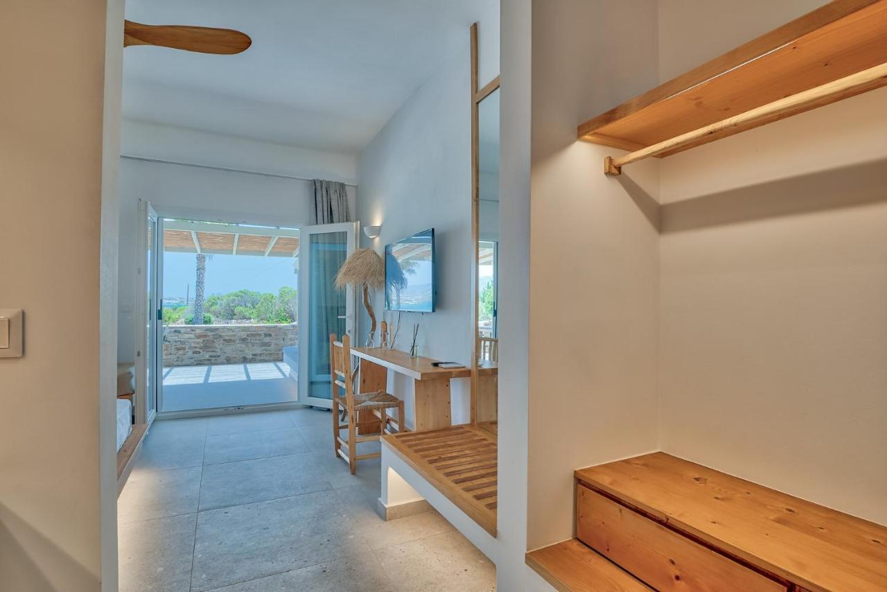 Marinatou Suites Antiparos Città Esterno foto
